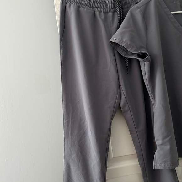 🩺Jaanuu Scrub Set🩺 - Picture 4 of 6